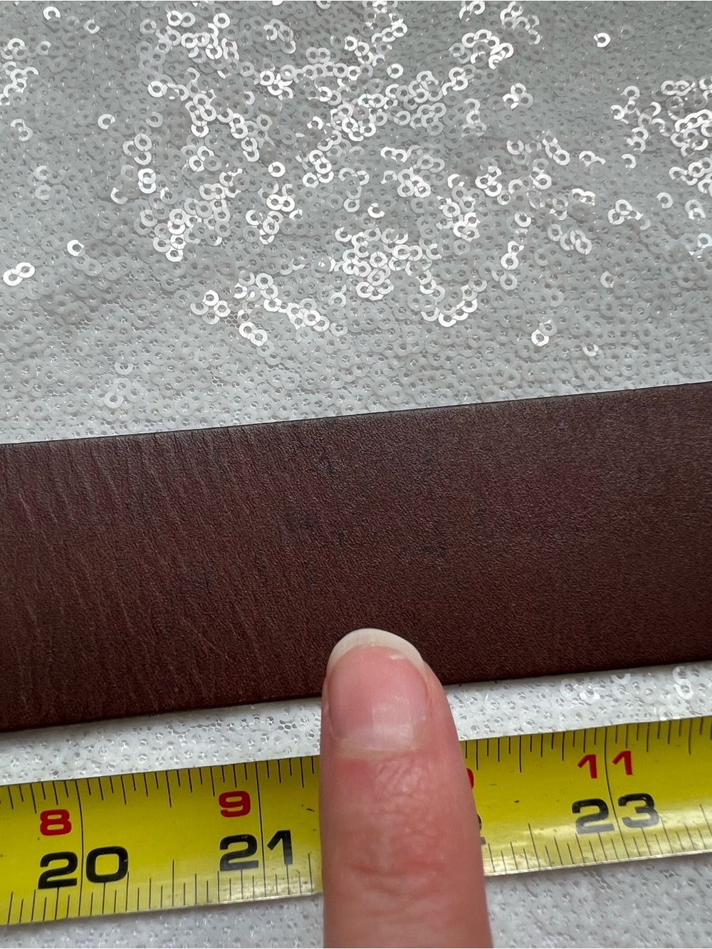 Vintage 1950s Style Women’s Brown Leather Belt with Brass-Tone Buckle - Picture 13 of 14